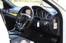 MERCEDES BENZ C-CLASS C200 BLUE EFFICIENCY AVANTGARDE 2012 full
