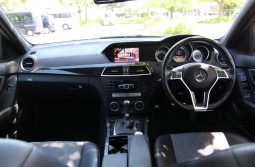 MERCEDES BENZ C-CLASS C200 BLUE EFFICIENCY AVANTGARDE 2012 full