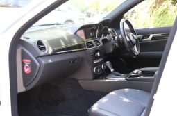 MERCEDES BENZ C-CLASS C200 BLUE EFFICIENCY AVANTGARDE 2012 full