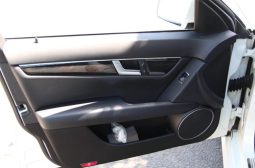 MERCEDES BENZ C-CLASS C200 BLUE EFFICIENCY AVANTGARDE 2012 full