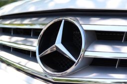 MERCEDES BENZ C-CLASS C200 BLUE EFFICIENCY AVANTGARDE 2012 full