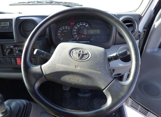 TOYOTA DYNA TRUCK 2019 full
