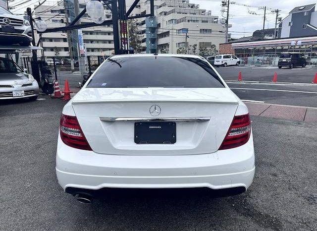 MERCEDES BENZ C-CLASS C180 AVANTGARDE 2013 full