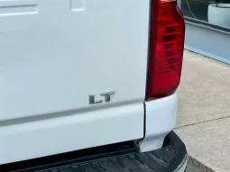 Chevrolet Silverado 2500 LT 2020 full