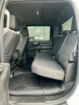 Chevrolet Silverado 2500 LT 2020 full