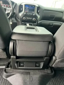 Chevrolet Silverado 2500 LT 2020 full