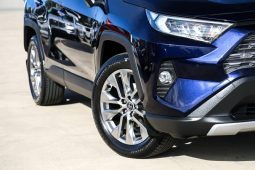 Toyota RAV4 Cruiser Auto 2WD 2019 full