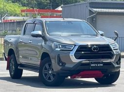 TOYOTA HILUX 2023 full