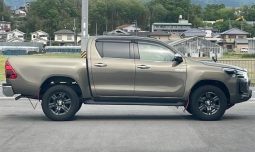 TOYOTA HILUX 2023 full