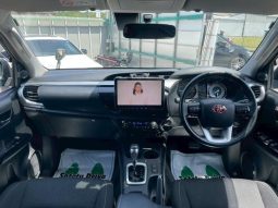 TOYOTA HILUX 2023 full