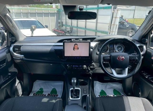 TOYOTA HILUX 2023 full