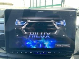 TOYOTA HILUX 2023 full