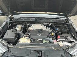 TOYOTA HILUX 2023 full