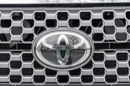 Toyota Tundra SR5 Double Cab 4×4 2019 full