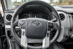 Toyota Tundra SR5 Double Cab 4×4 2019 full