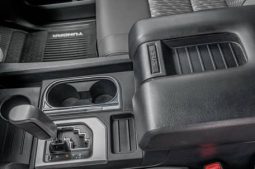 Toyota Tundra SR5 Double Cab 4×4 2019 full