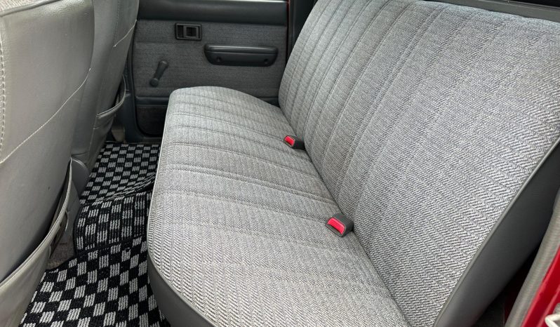 Toyota Hilux SSR 4×4 1992 full