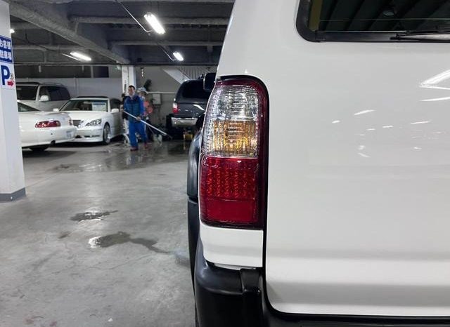 TOYOTA HILUX SURF SSR-X V SELECTION 2000 full