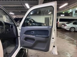 TOYOTA HILUX SURF SSR-X V SELECTION 2000 full