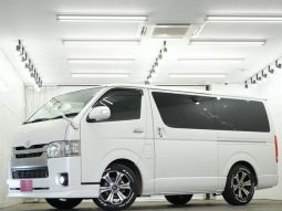 TOYOTA HIACE VAN SUPER GL 2017