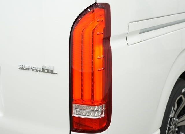 TOYOTA HIACE VAN SUPER GL 2017 full