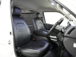 TOYOTA HIACE VAN SUPER GL 2017 full