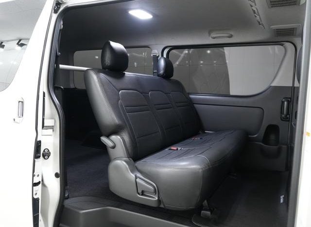 TOYOTA HIACE VAN SUPER GL 2017 full