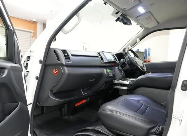 TOYOTA HIACE VAN SUPER GL 2017 full