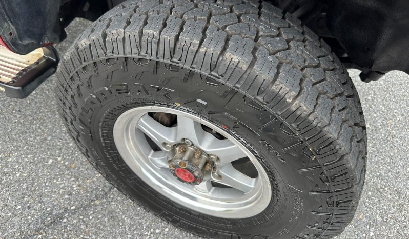 Toyota Hilux SSR 4×4 1992 full