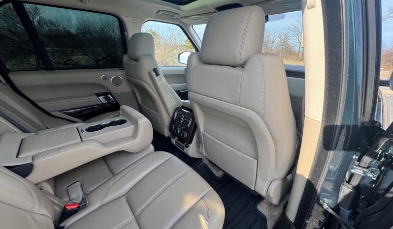 Land Rover Range Rover Td6 2017 full