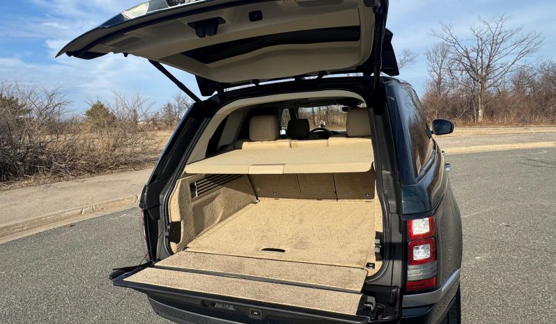 Land Rover Range Rover Td6 2017 full