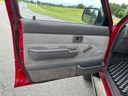 Toyota Hilux SSR 4×4 1992 full