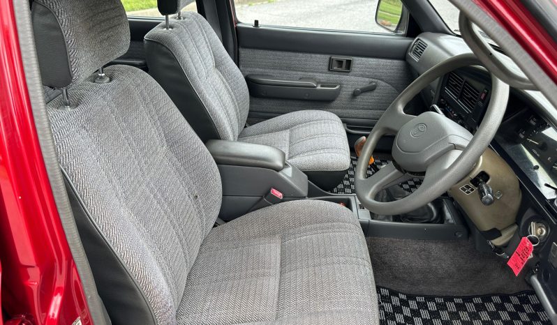 Toyota Hilux SSR 4×4 1992 full