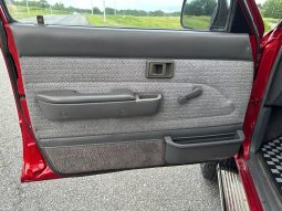 Toyota Hilux SSR 4×4 1992 full