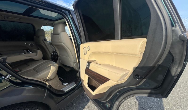 Land Rover Range Rover Td6 2017 full