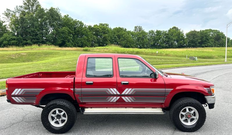 Toyota Hilux SSR 4×4 1992 full