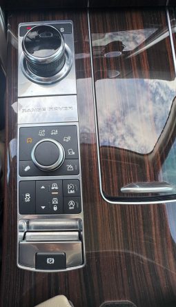 Land Rover Range Rover Td6 2017 full