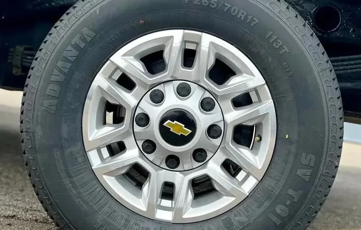 Chevrolet Silverado 2500 LT 2020 full
