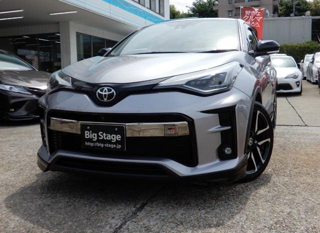 TOYOTA C-HR S GR SPORT 2019 full