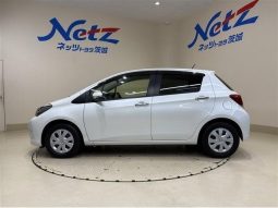 TOYOTA VITZ 1.3F LED EDITION 2016 full