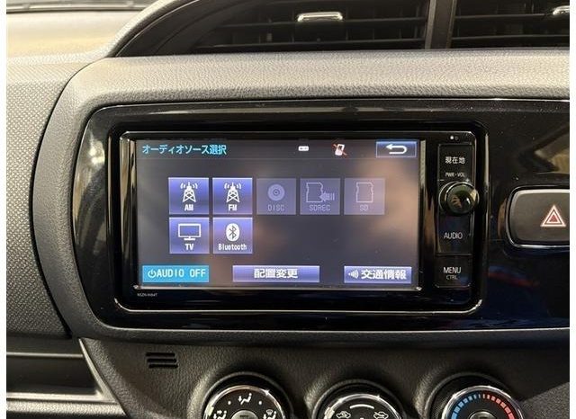 TOYOTA VITZ 1.3F LED EDITION 2016 full