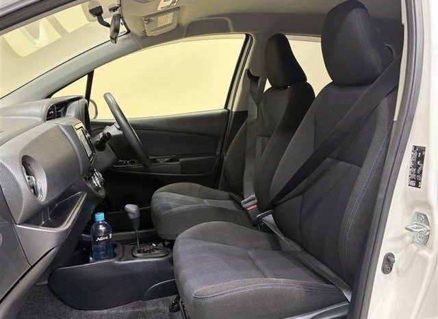 TOYOTA VITZ 1.3F LED EDITION 2016 full