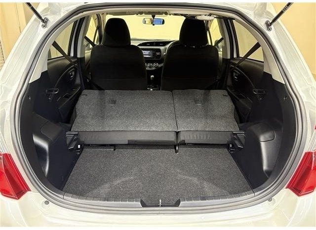 TOYOTA VITZ 1.3F LED EDITION 2016 full