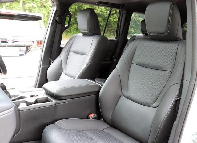 TOYOTA LAND CRUISER 250 VX 2024 full