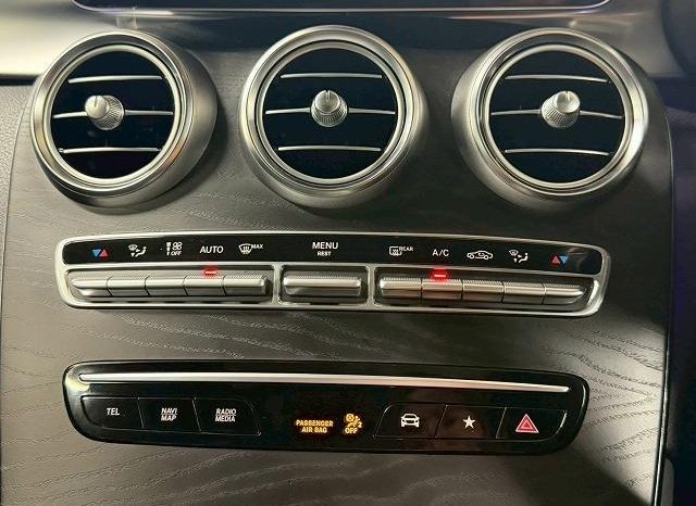 MERCEDES BENZ GLC-CLASS GLC220D 4MATIC COUPE AMG LINE 2020 full