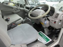 TOYOTA DYNA TRUCK 2013 full