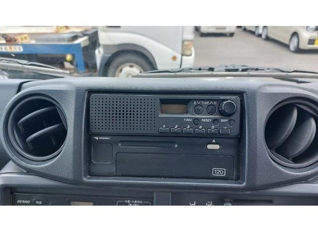TOYOTA DYNA 2013 full