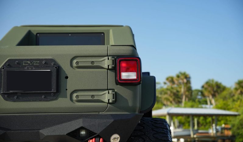 Jeep Wrangler Unlimited Sahara 6×6 Conversion 2019 full
