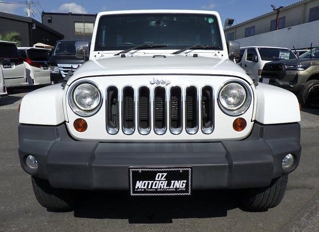 Jeep Wrangler Unimited Sahara 2013 full
