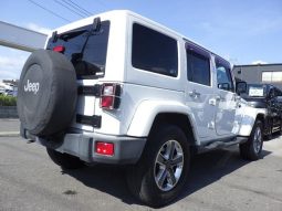 Jeep Wrangler Unimited Sahara 2013 full